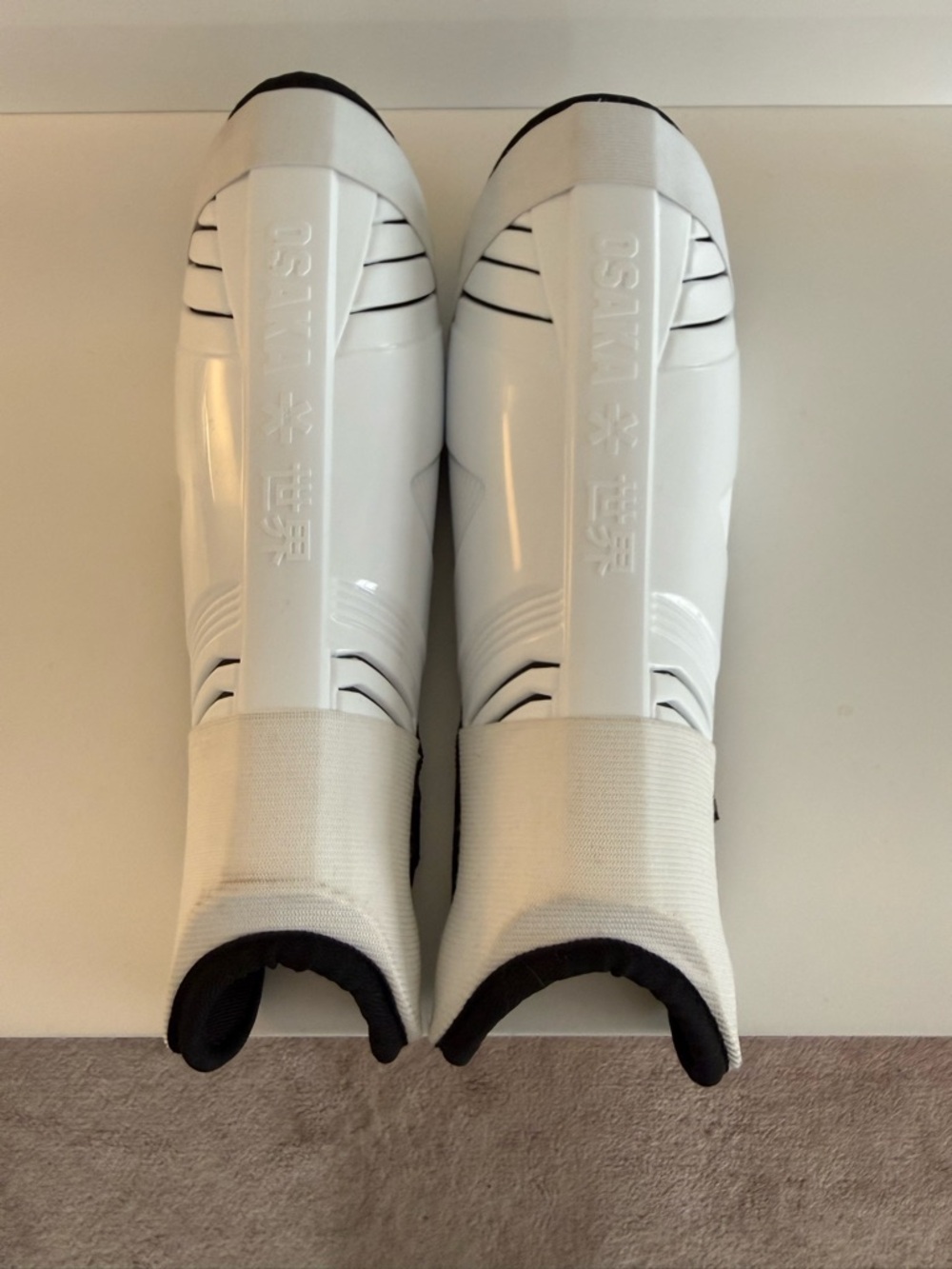 White Osaka Field Hockey Shin Gaurds